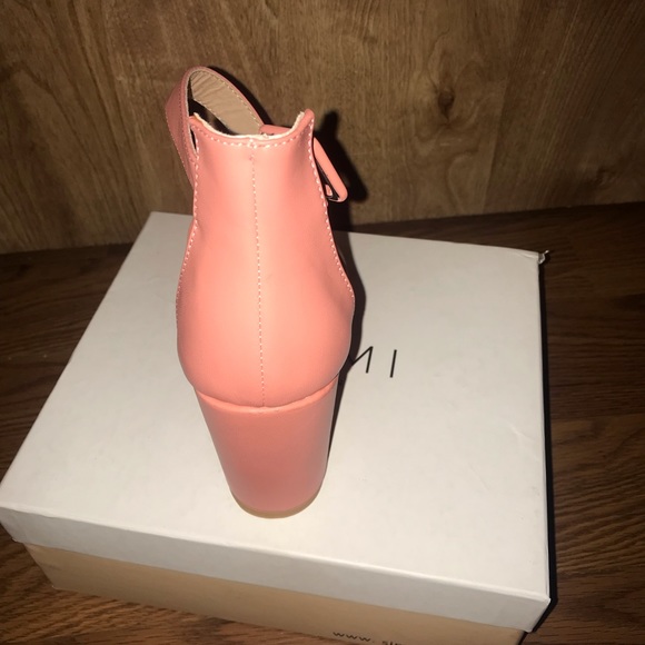 3in coral block heel - Picture 4 of 4